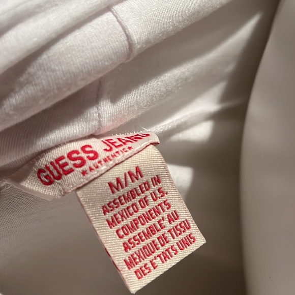 Guess if the shoulder top. - Picture 3 of 4